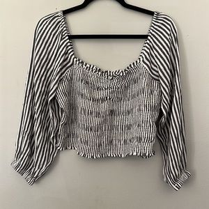 NWT American Eagle Smocked Puff-Sleeve Blouse